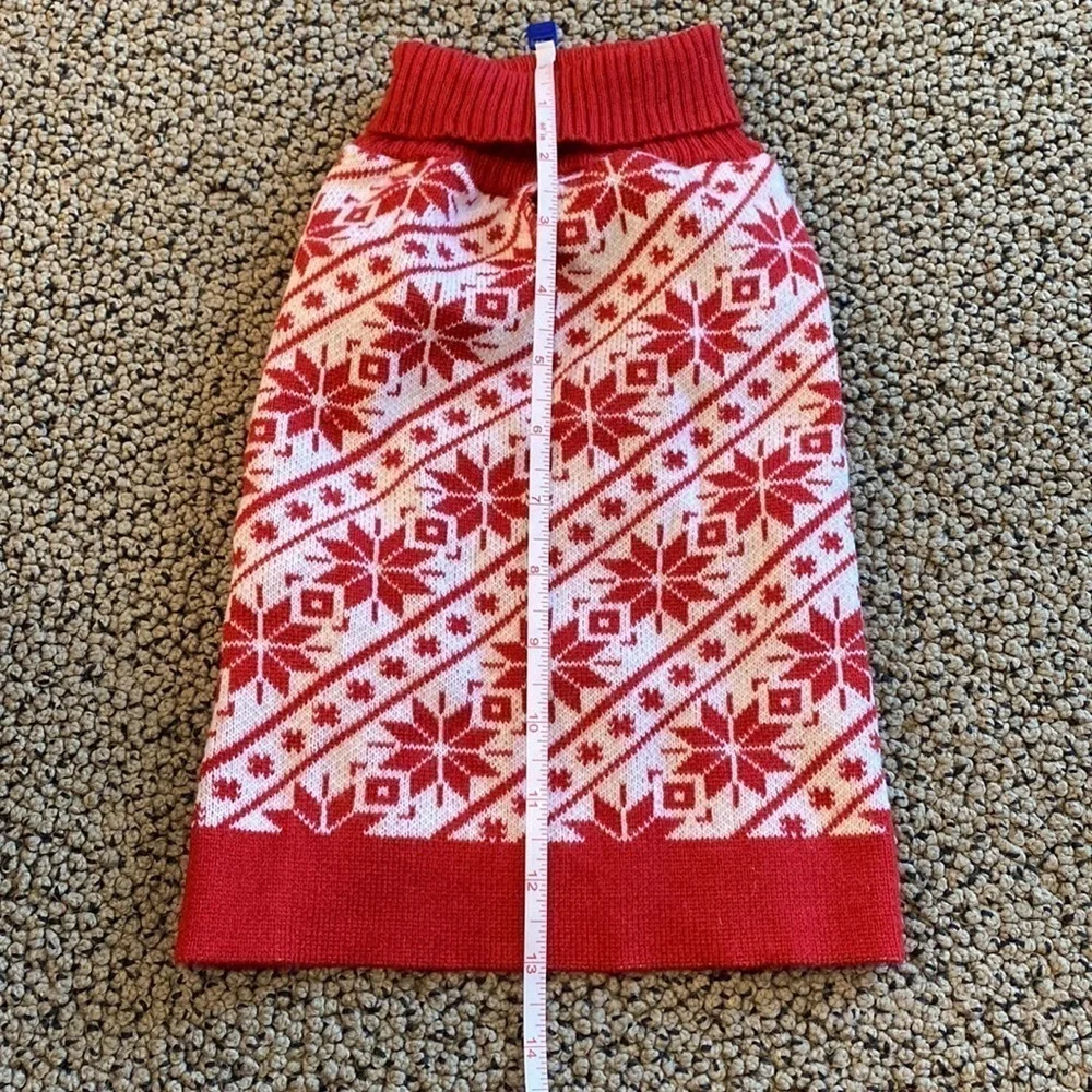 Dog Snowflake Turtleneck Sweater w/ Leash Holder Hole